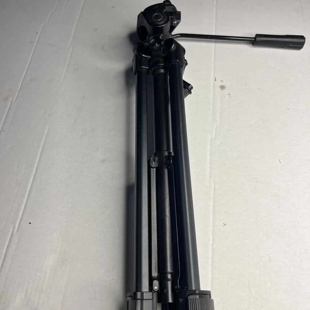 Sony VCT-R640 Video Camera Tripod Adjustable Legs
